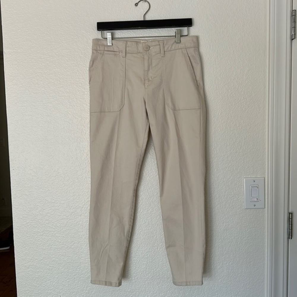 Sanctuary standard surplus size 29, khaki pants cream
